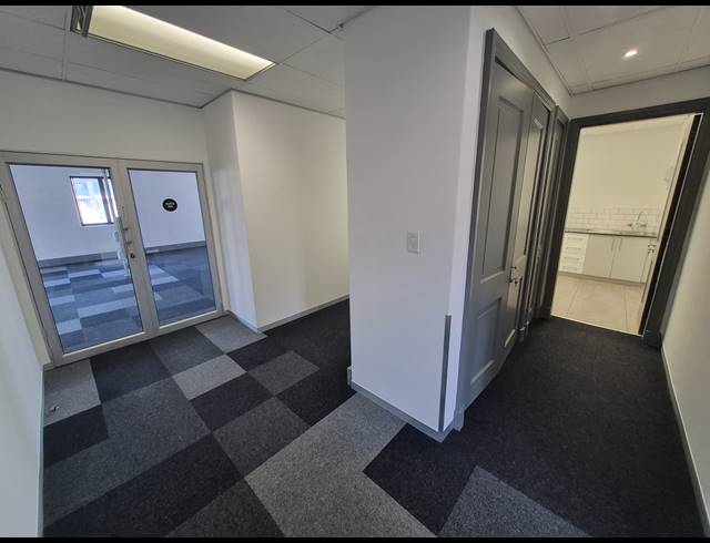 203M² OFFICE TO LET IN RIVONIA